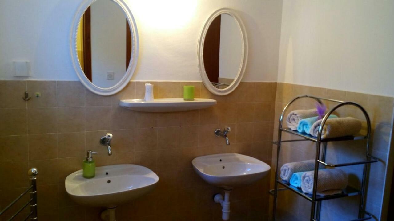 Apartments Milea กอร์จูลา ภายนอก รูปภาพ